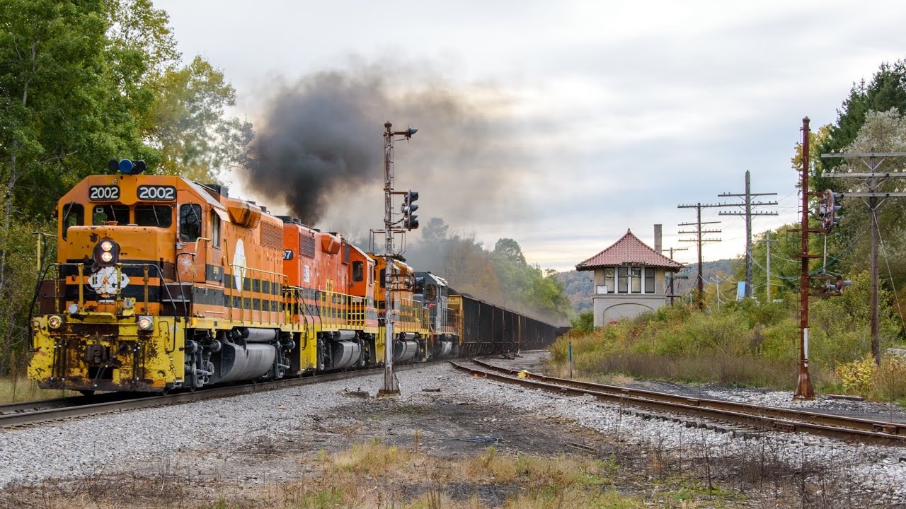 Buffalo and Pittsburgh XCOAL BPRR 2002  (Leslie RS5T)