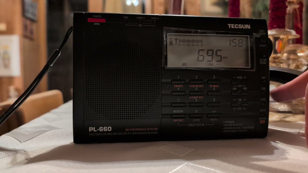 Bringing in the new year 2026 on British AM stations 🇬🇧