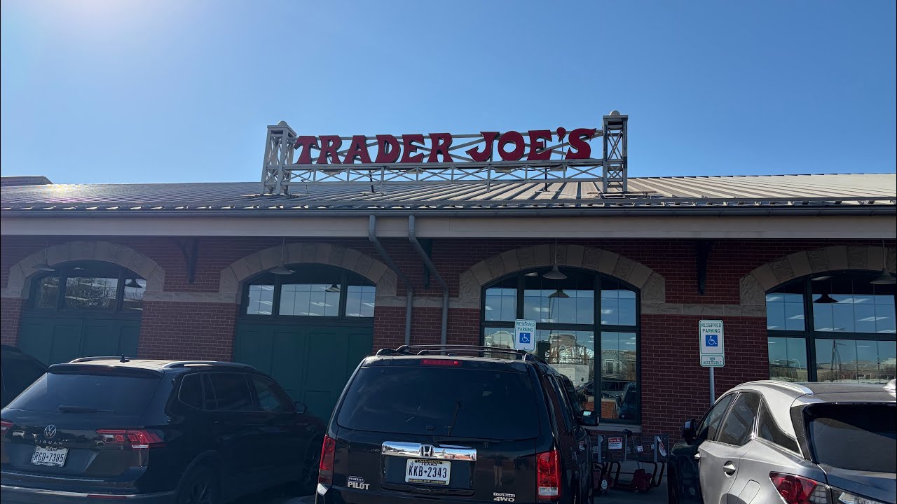 Đi chợ Xuân ở Trader Joe’s 