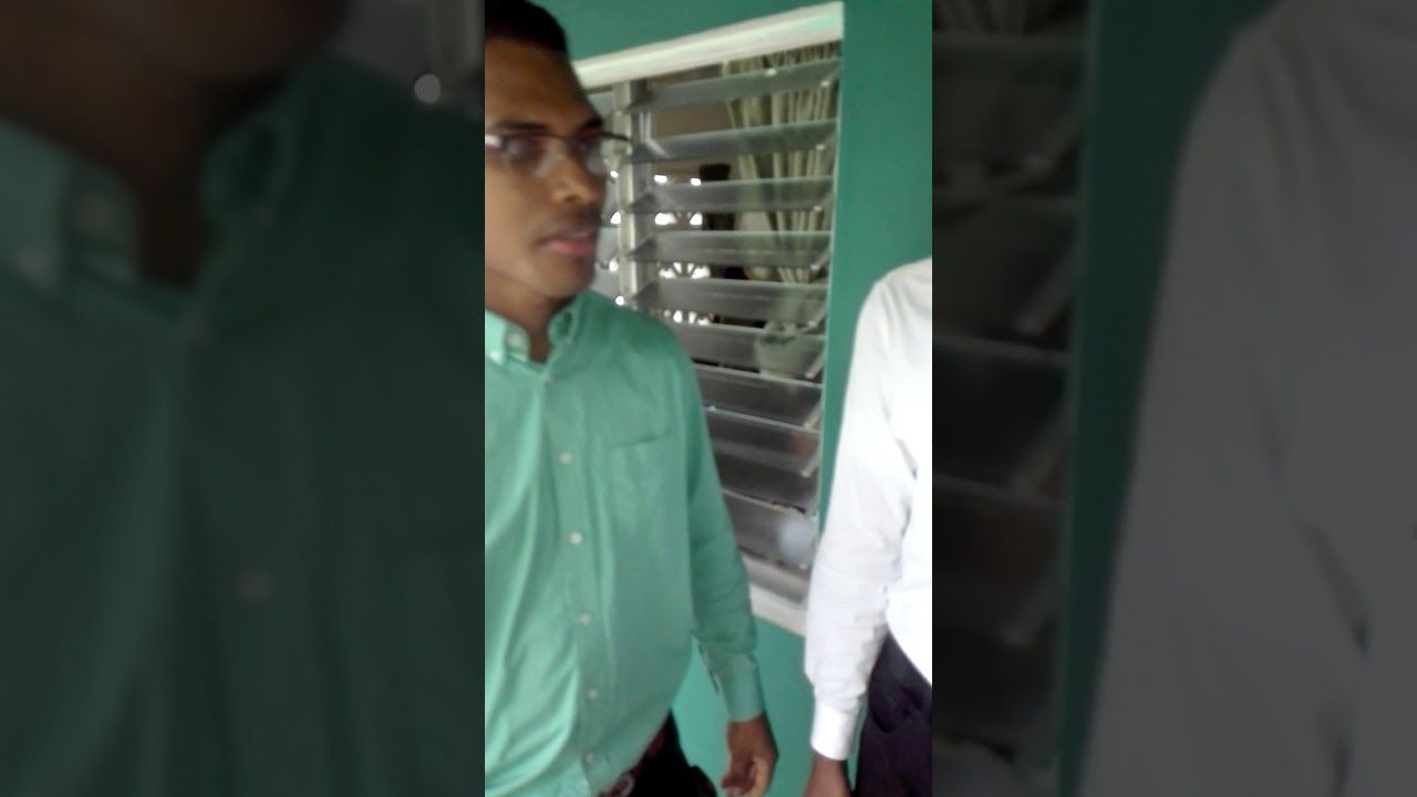 Alabando a Dios los hermanos plicet