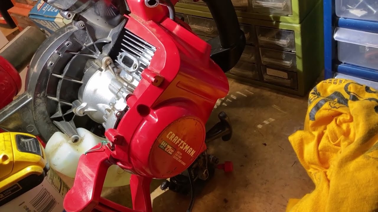 Regular Gas in Small 2 Stroke Engine - Damaged Piston