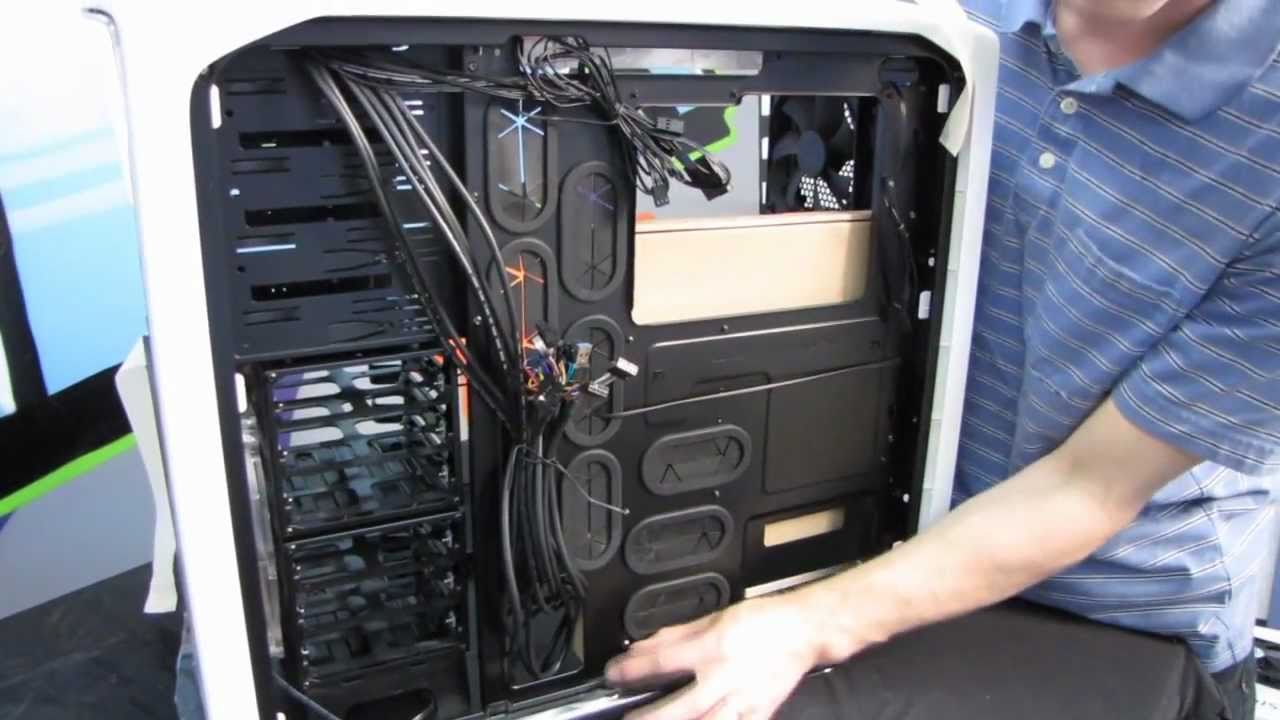Corsair 600T White Computer Case Unboxing & First Look Linus Tech Tips