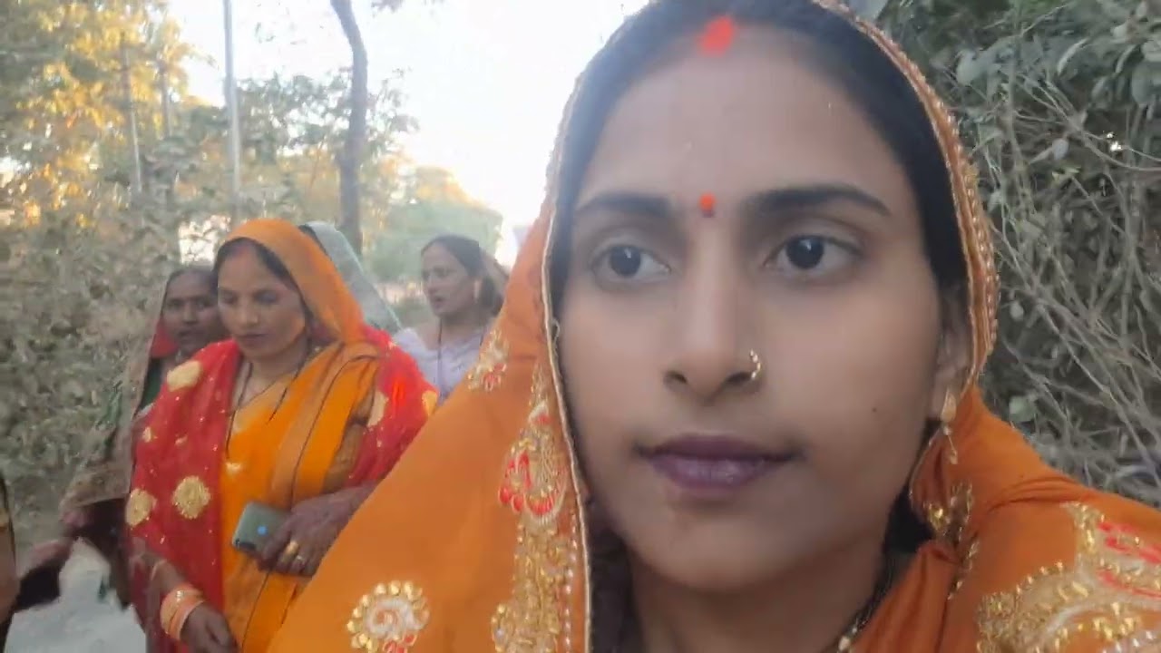 #अर्चना_तिवारी #बन्दना_दुबे ने #अपने_भाई_के_शादी_मे गायी ऐसा गीत हुआ #वायरल