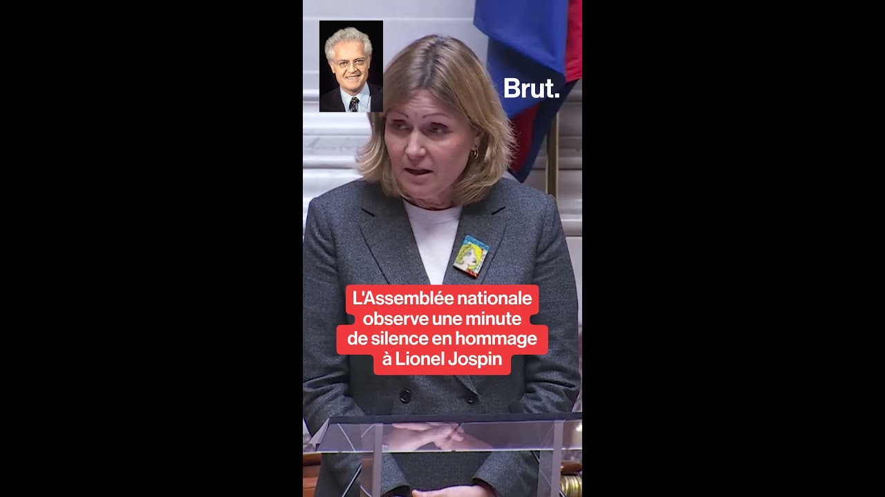 L'Assembl&eacute;e nationale observe une minute de silence en hommage &agrave; Lionel Jospin.