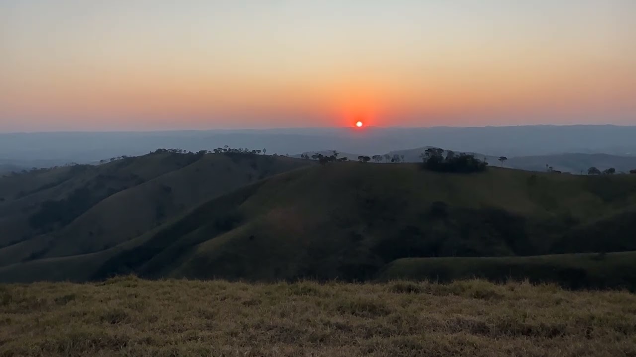 🌄 Terreno de 20.000m² na Serra da Mantiqueira | Vista Deslumbrante para o Pôr do Sol 🌅