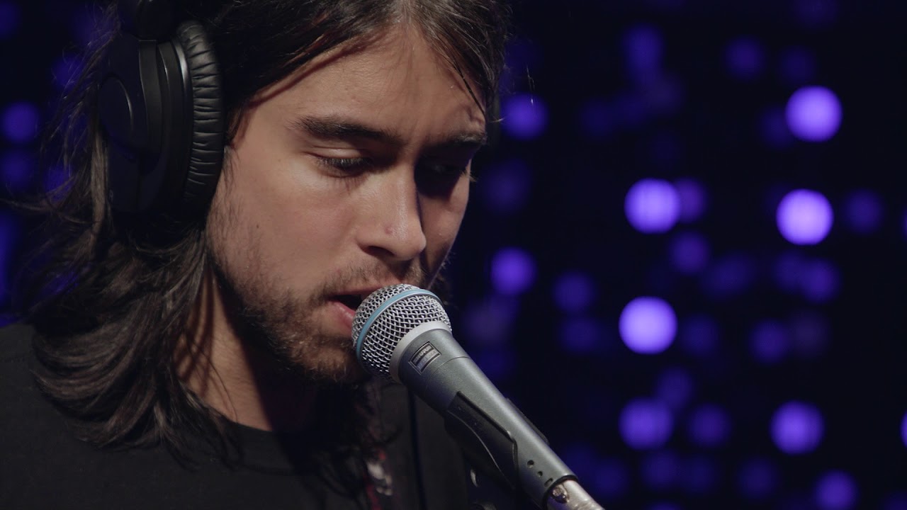 (Sandy) Alex G - Proud (Live on KEXP)