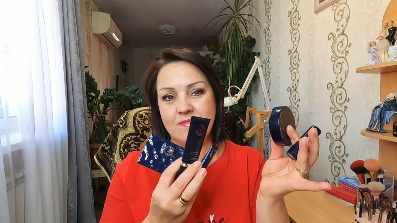 Делаю макияж с премиальной серией с гиалуроновой кислотой от Фаберлик