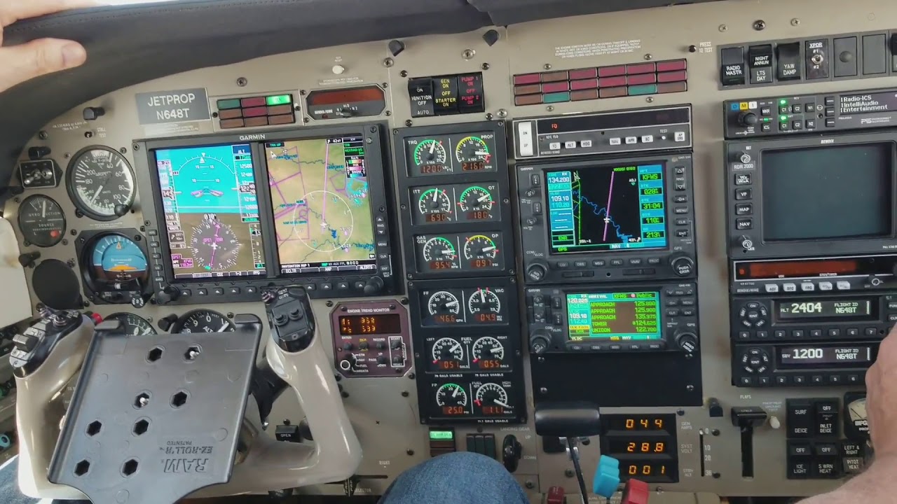 JetProp DLX taxi, takeoff, climb, cruise at 17,500