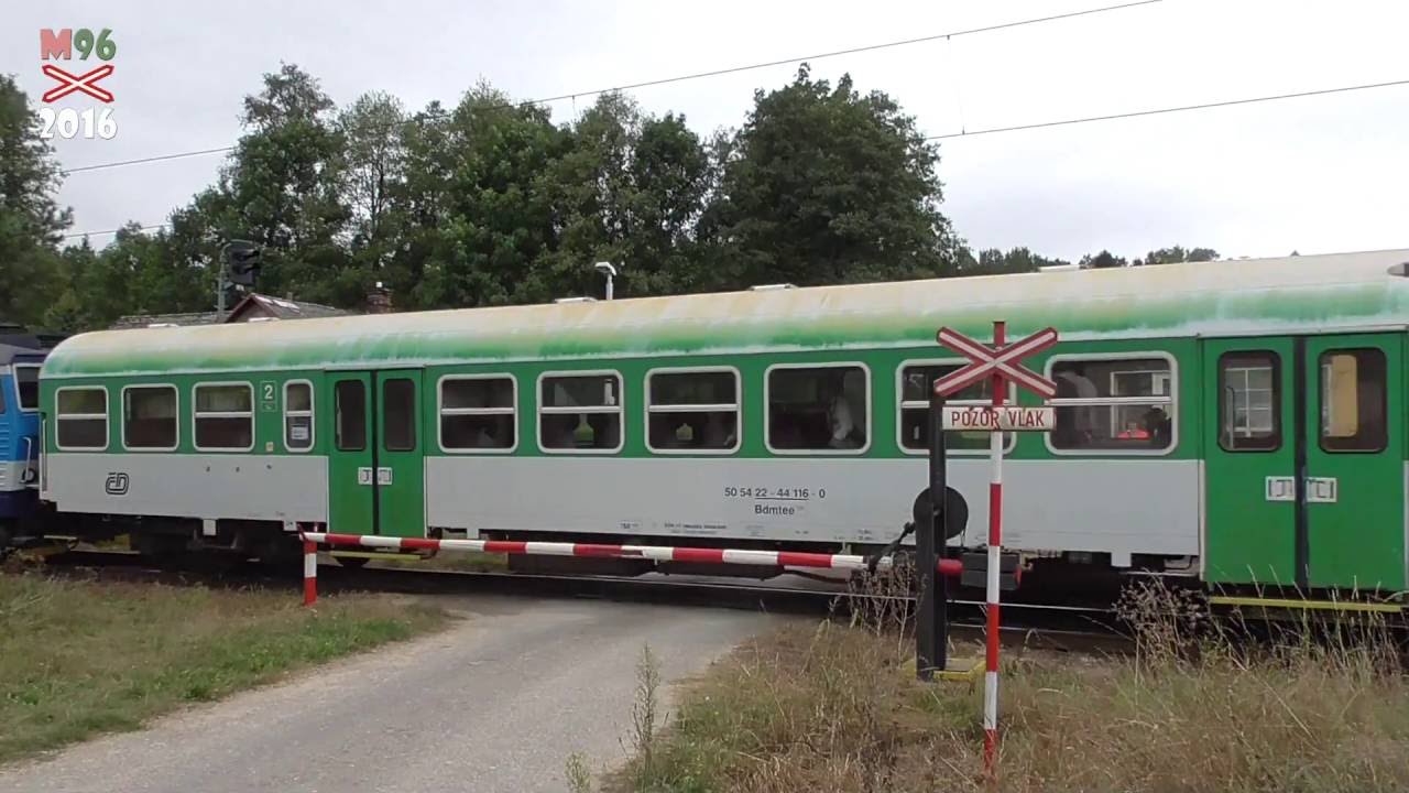 Železniční přejezd Plchůvky #1 [P4868] - 19.9.2016 / Czech railroad crossing