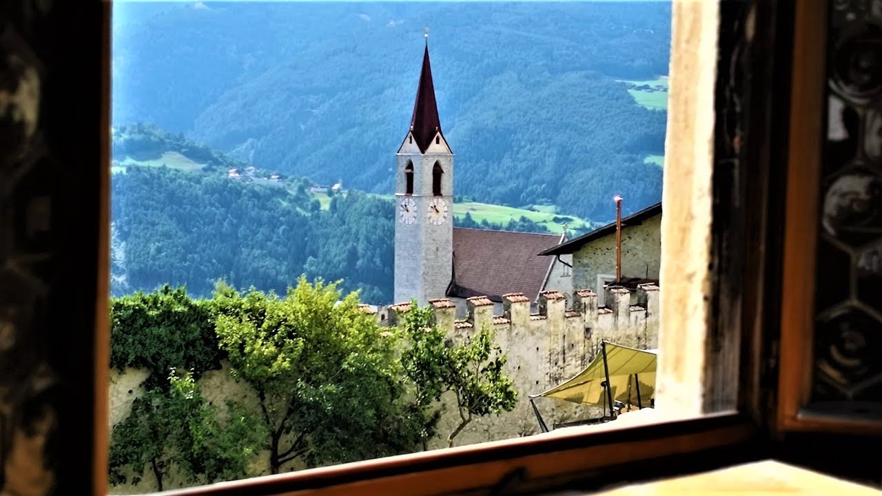 Wandern in Südtirol - Erkundung von Feldthurns und Schloss(2018, 4k)