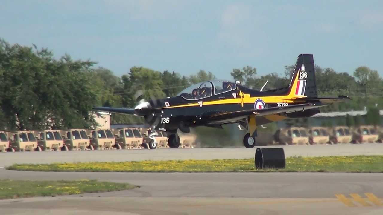 Tucano Mk 1 - Patty Wagstaff - Oshkosh 2013 - Thursday