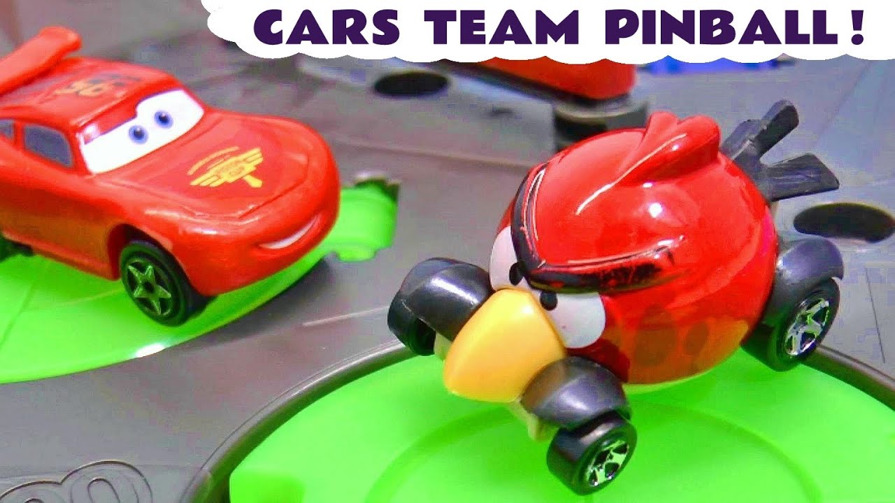 Lightning McQueen Team Pinball Challenge with the Funlings