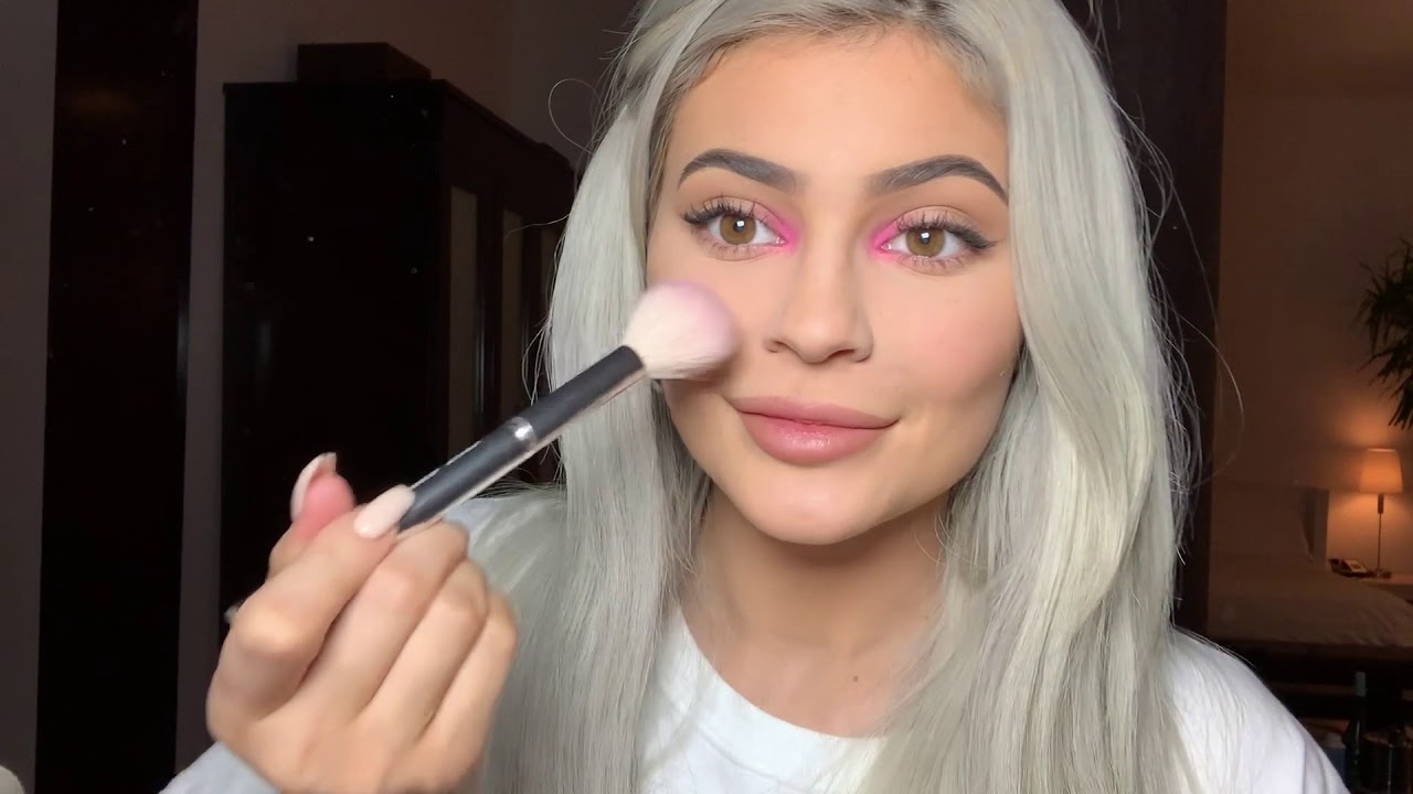 GET READY WITH ME ON TOUR PT. 1
