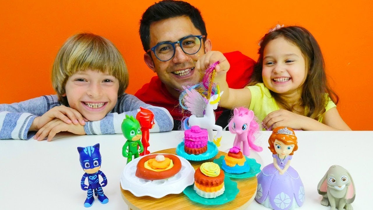 Hamurla Pasta Yaptık! Kat Kat Kekler ve Tatlı Sürprizler 🍰🎂✨