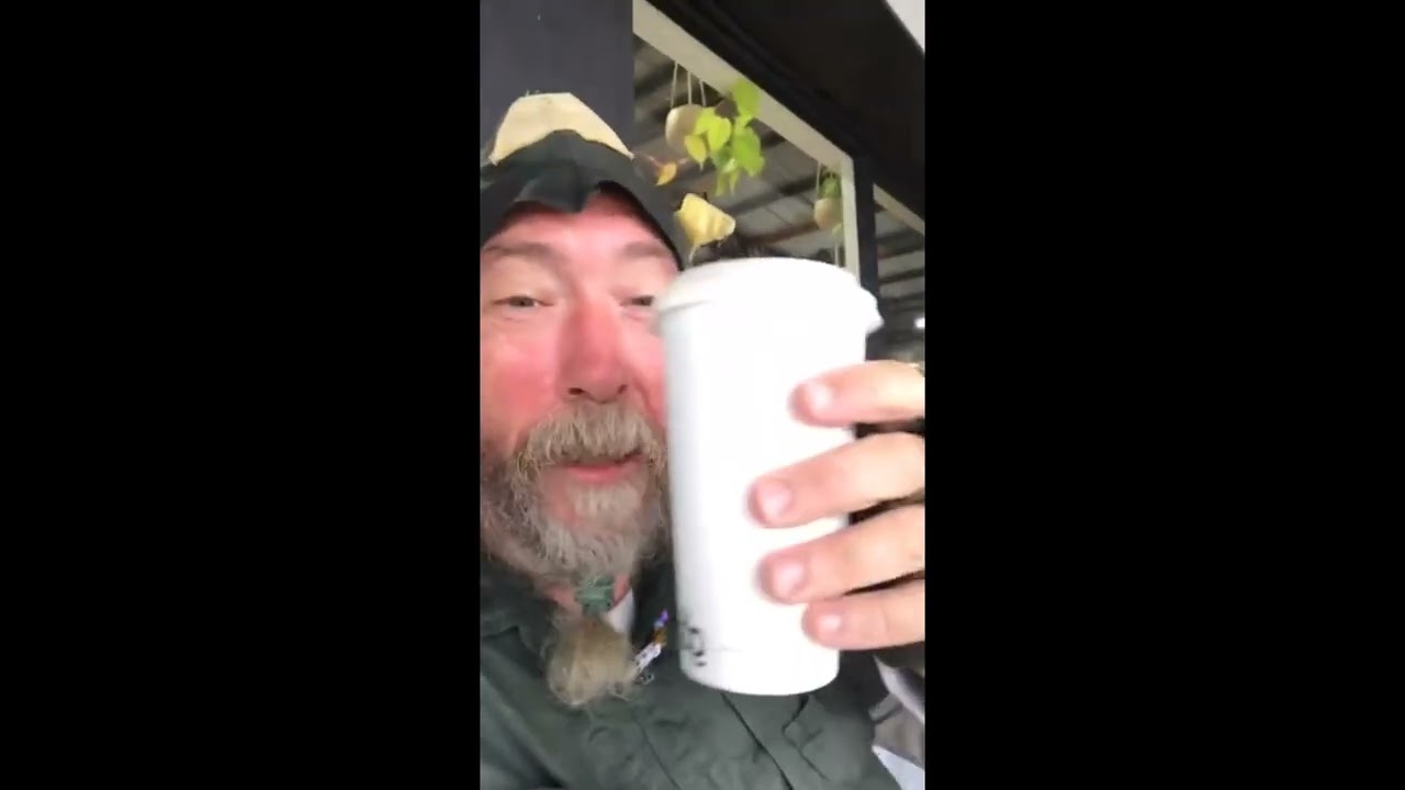 Captain Australia gives an update from Robert Gordon Pottery Barn in Pakenham (CABW81a)