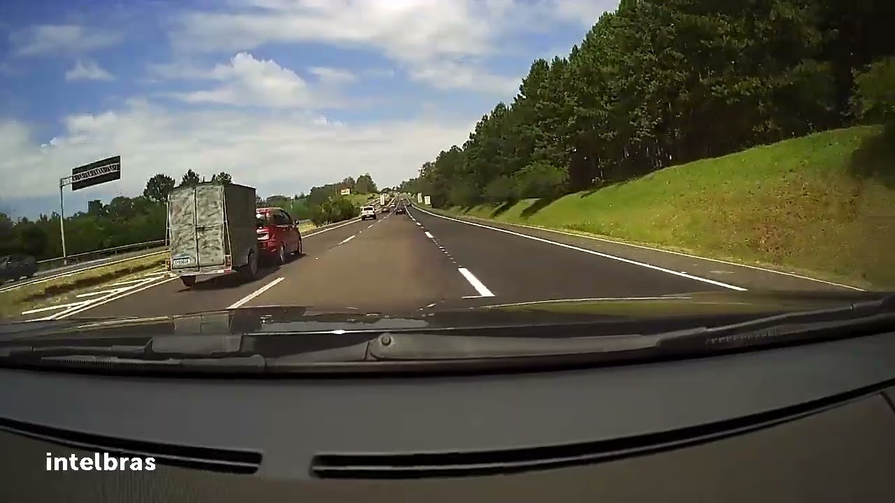 Hyundai VeraCruz x BMW 330i, a bmw nao aguentou.. freeway