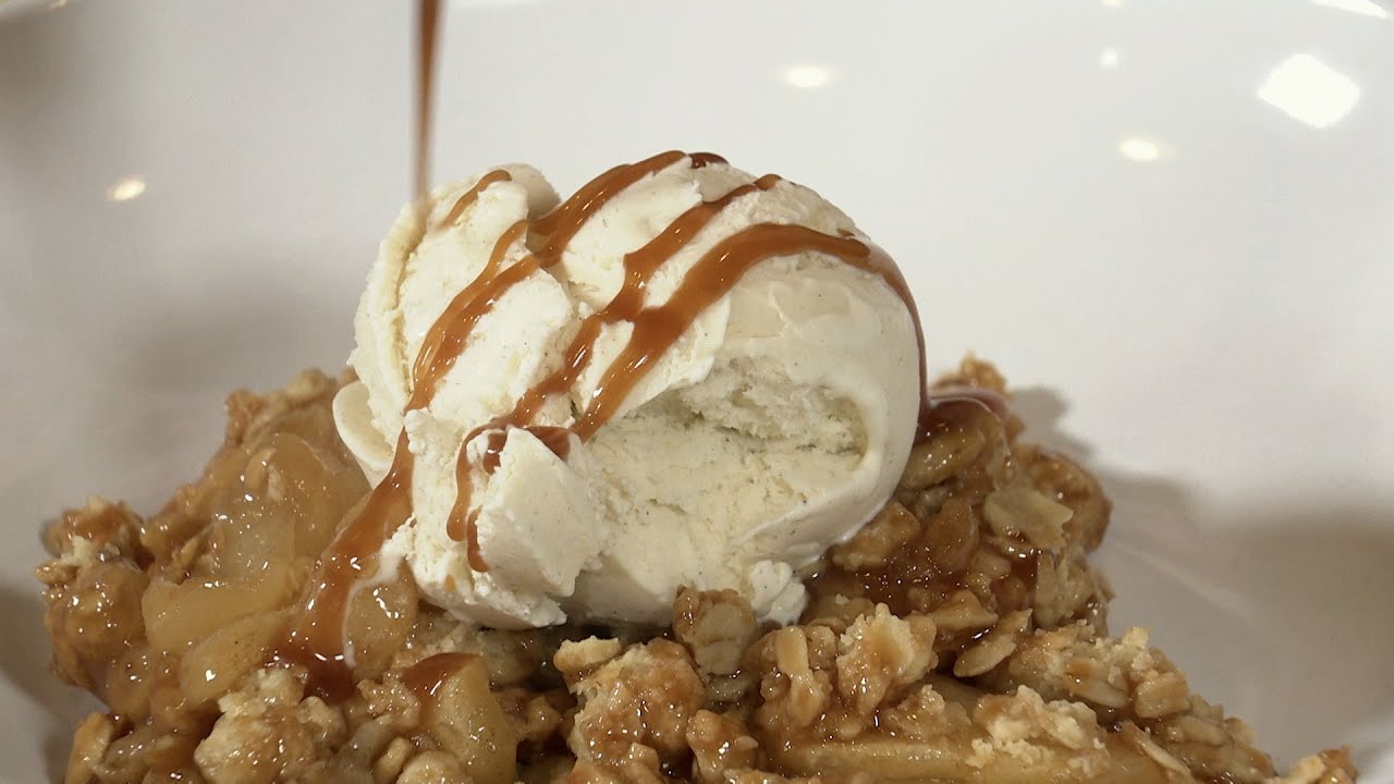 Caramel Apple Crisp - Farm to Fork with Sharon Profis - America's Heartland