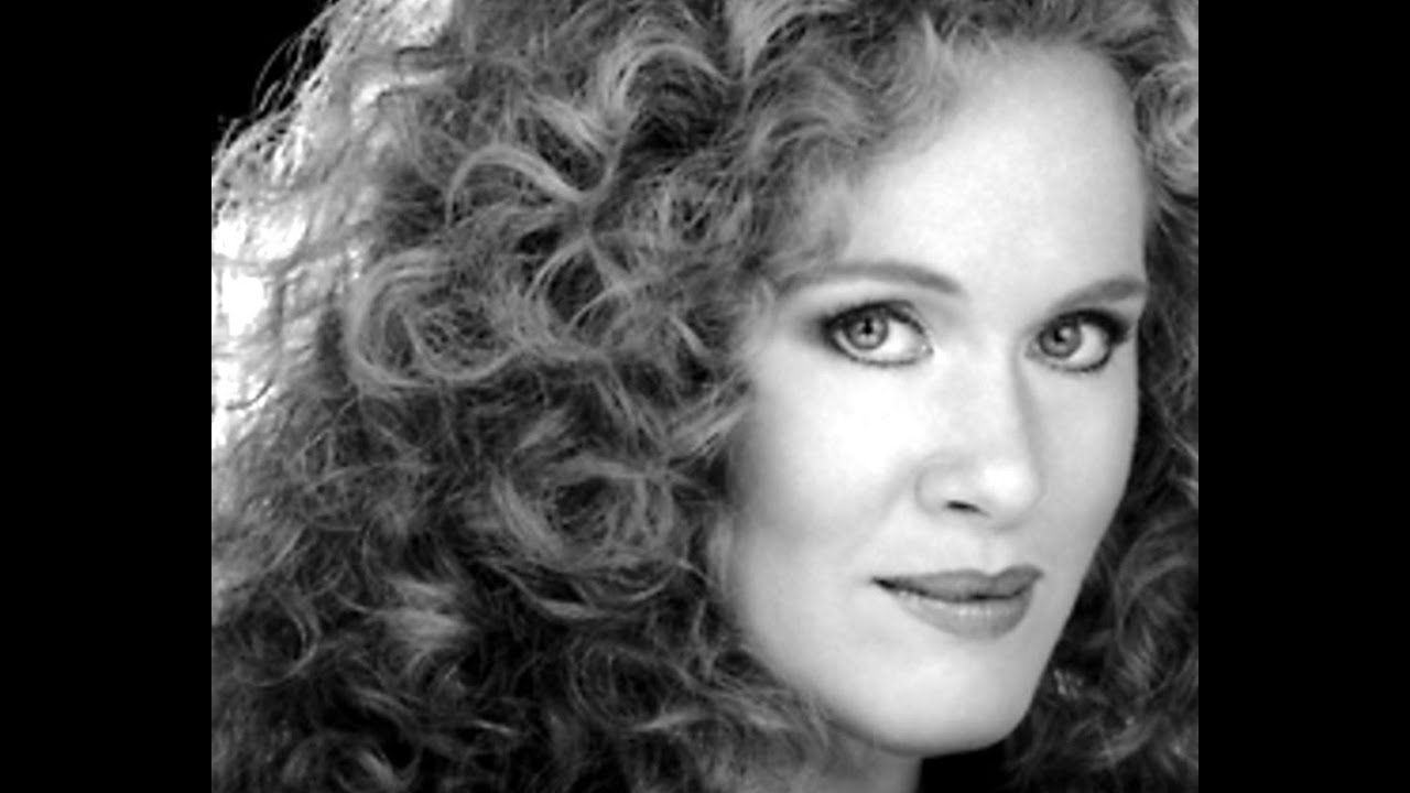 Barbara Daniels sings 