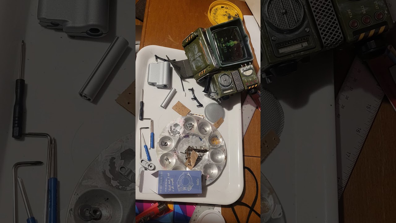 tonight's project - finally finishing my pip boy 2000 to use in an upcoming short 