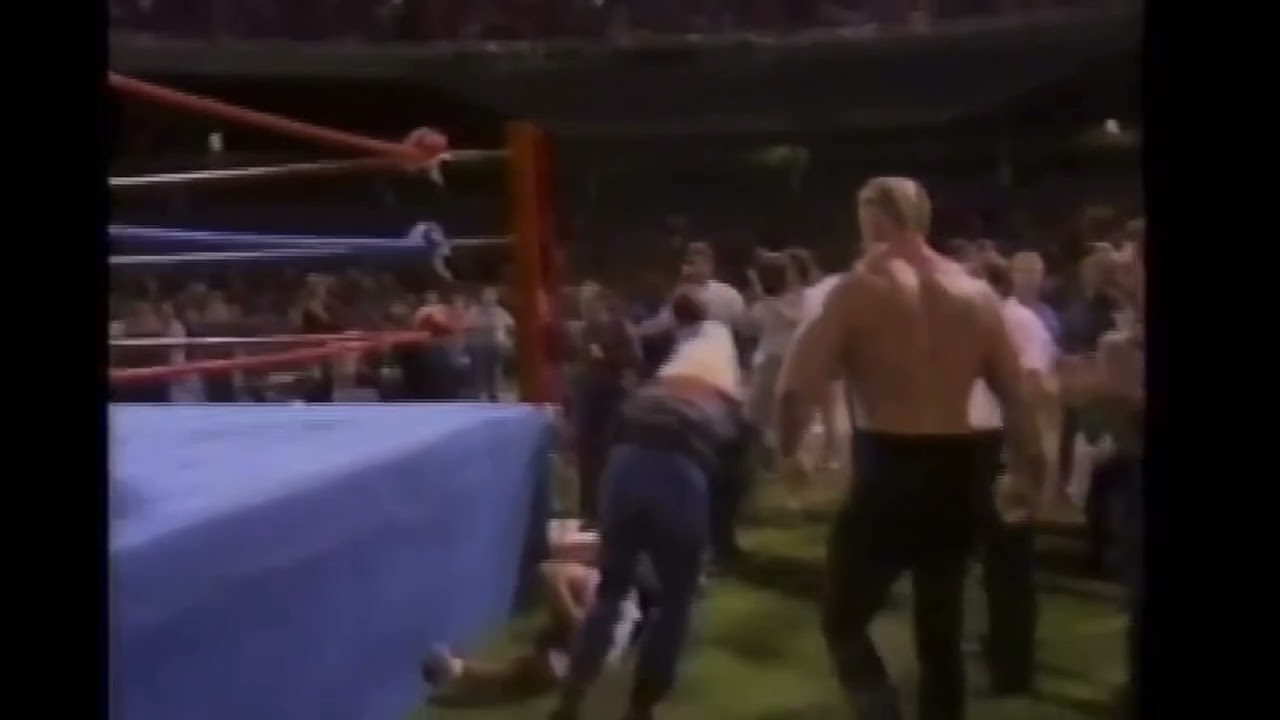 The Road Warriors vs The Fabulous Freebirds! SuperClash ‘85.
