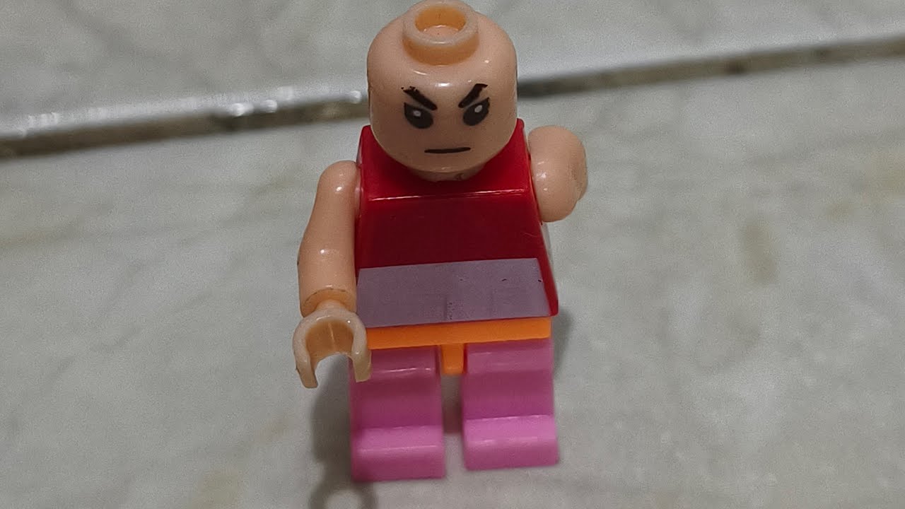 mari kita main roblox!!