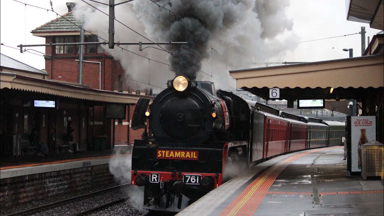 Steamrail Victoria’s Morwell International Rose Garden Festival with R761
