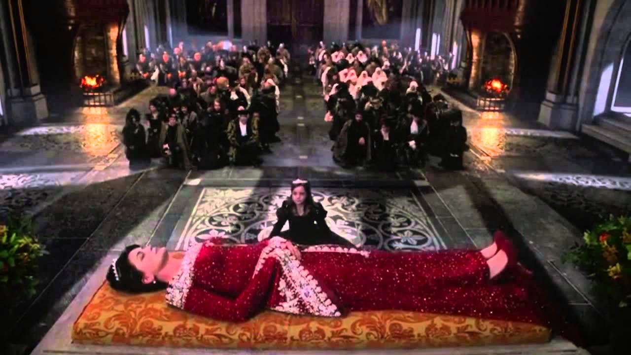 Once upon a time s02e15 Snow's mother funeral