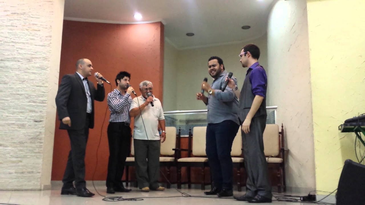 realVoice & Sr Antônio - Tu Tens De Estar Pronto