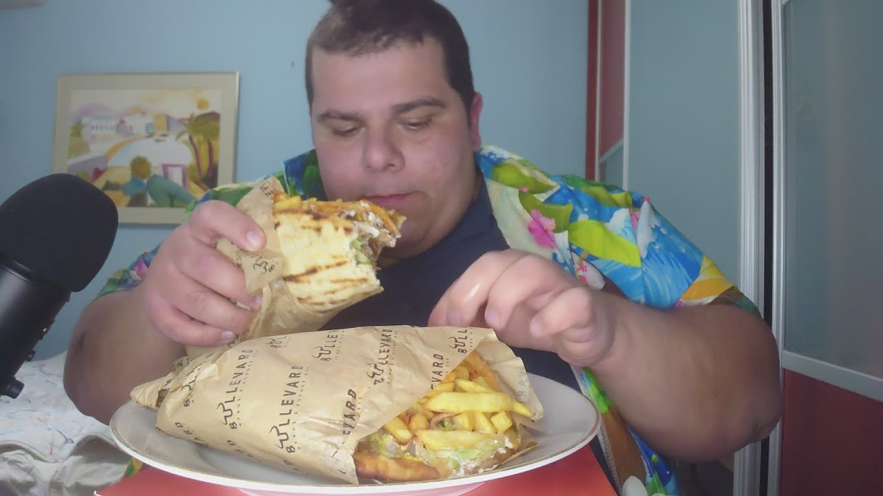 Tasty, 🙂 Delicious Amazing Lunch🥙 Two Grand🌯 Pita Gyros ASMR,MUKBANG ENJOY!!(Talking)☺️