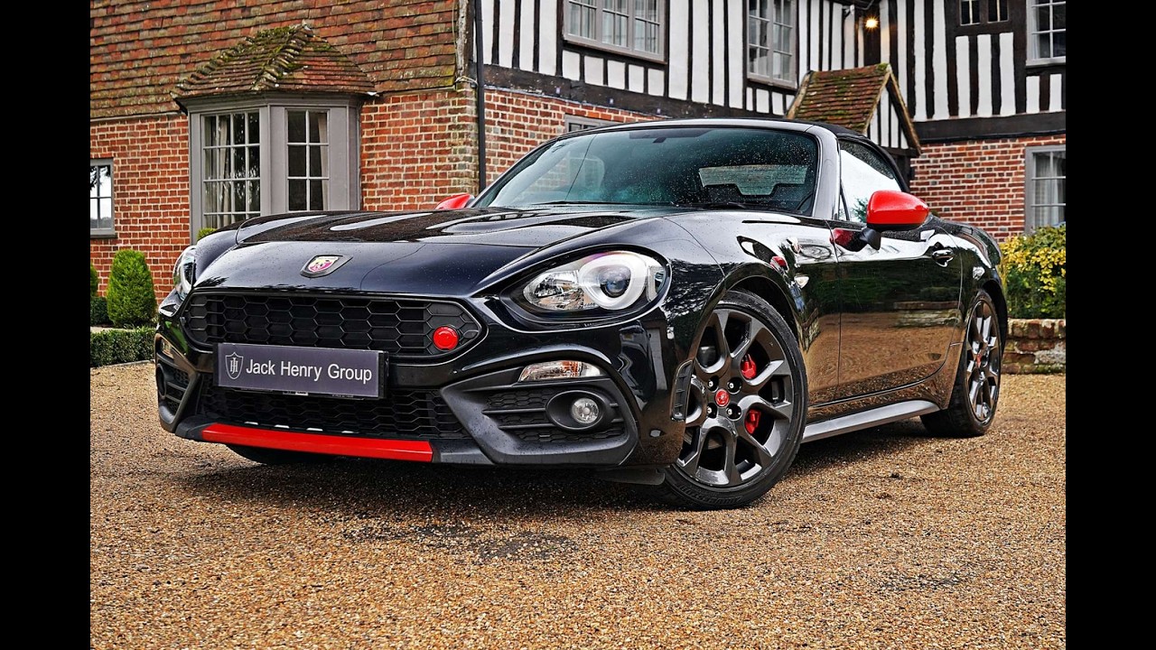 ET67 YXD - Abarth 124 Spider
