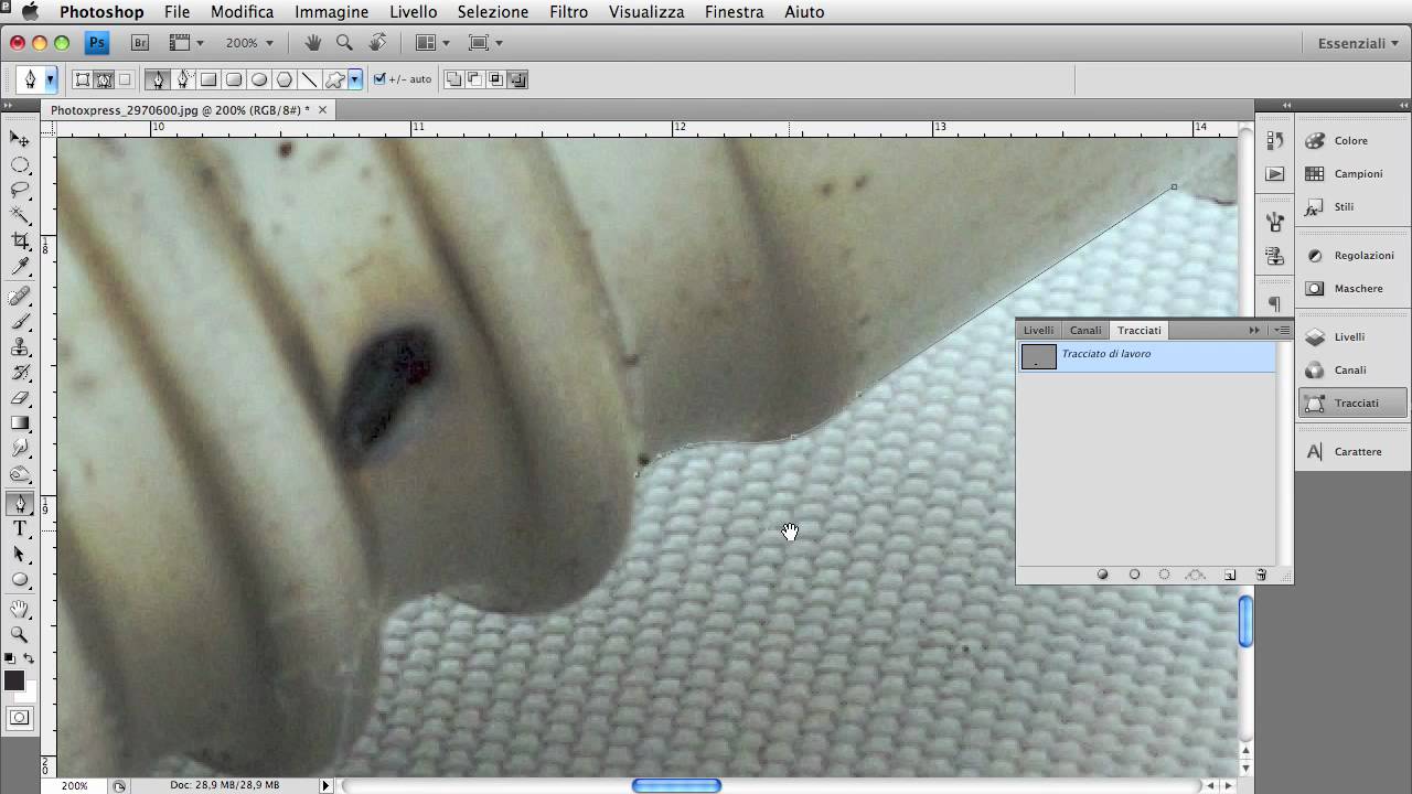 Video tutorial Photoshop: utilizzare lo strumento penna (parte prima)