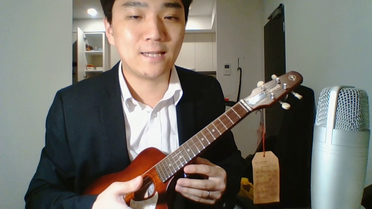 Ukulele Strap Button Position Rant
