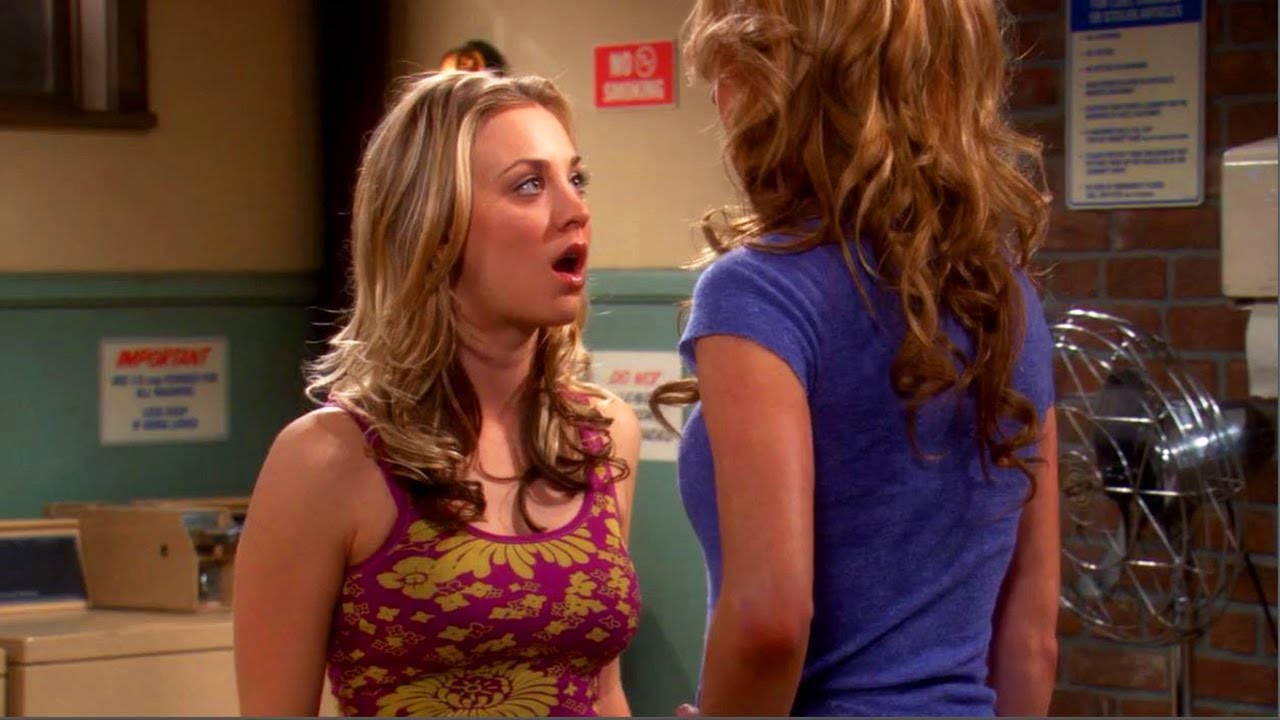 Penny PELEA contra la nueva vecina | The Big Bang Theory (Espa&ntilde;ol Latino)