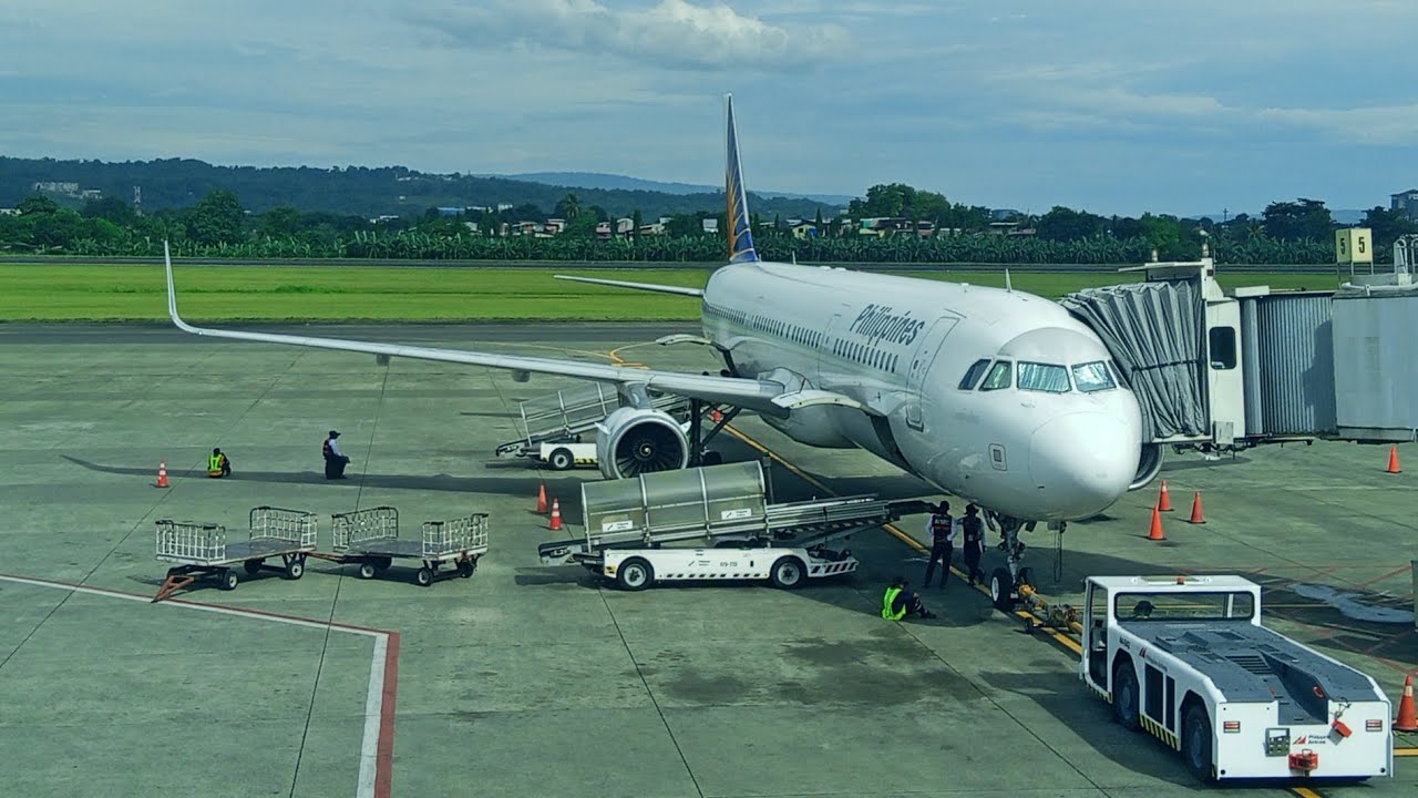 Philippine Airlines RP-C9912