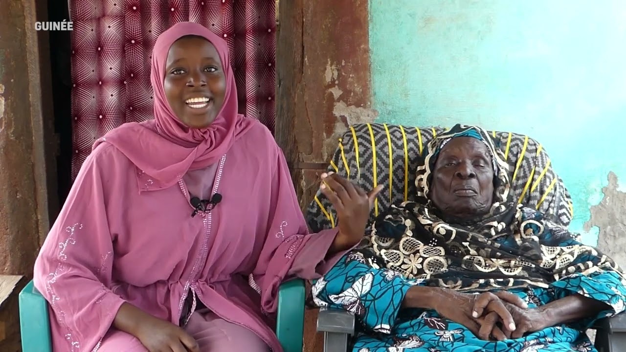 De villageoise à star des réseaux sociaux : l'incroyable ascension de Bintou Doumbouya