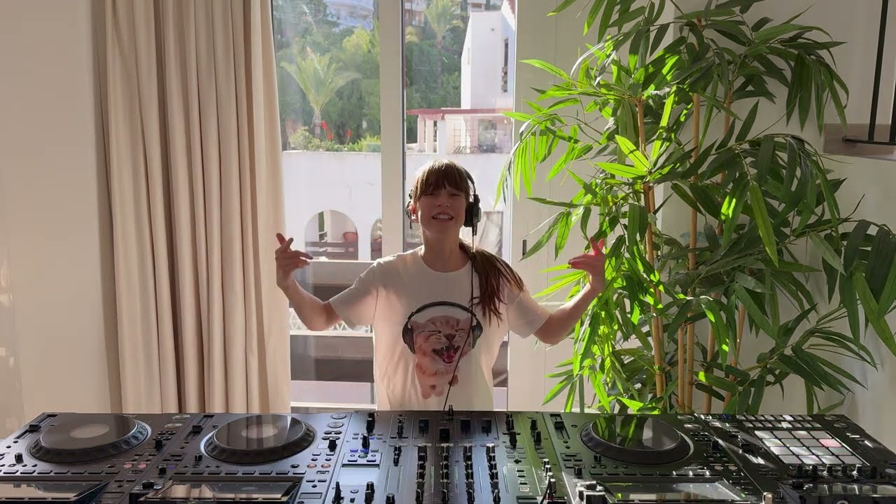DJ GABI - MUSIC TAKE YOU HIGHER x HIT THE DANCEFLOOR - TECH HOUSE REMIX