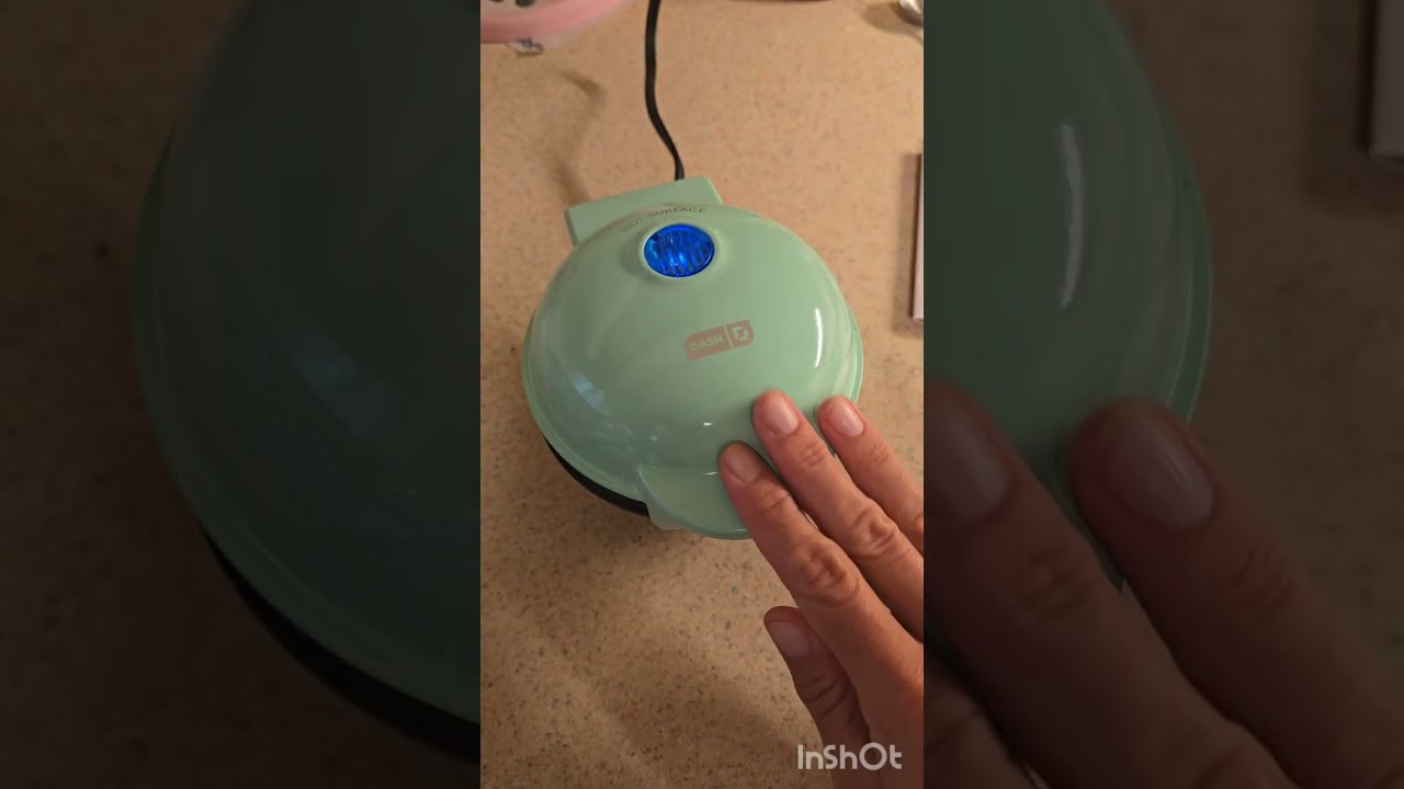 Dash Mini Waffle Bowl Maker review