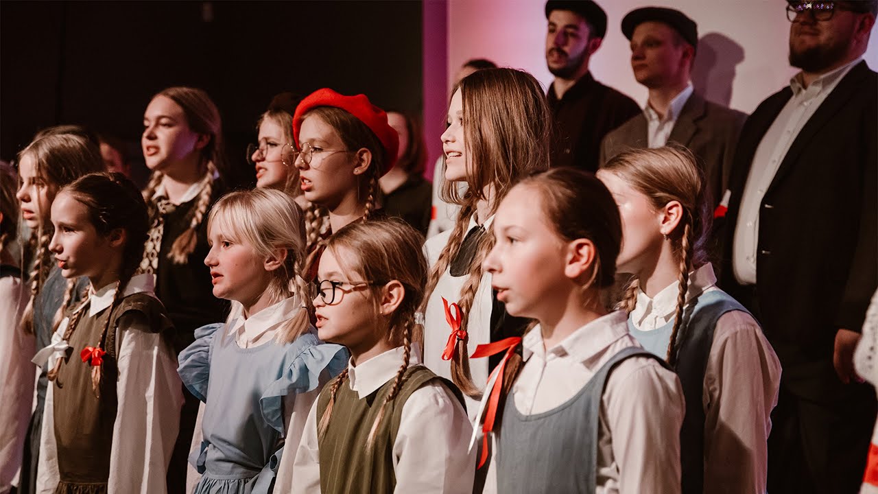 Koncert Niepodległościowy - 11 listopada 2025 - chór Maksymalni i MaxiSchola