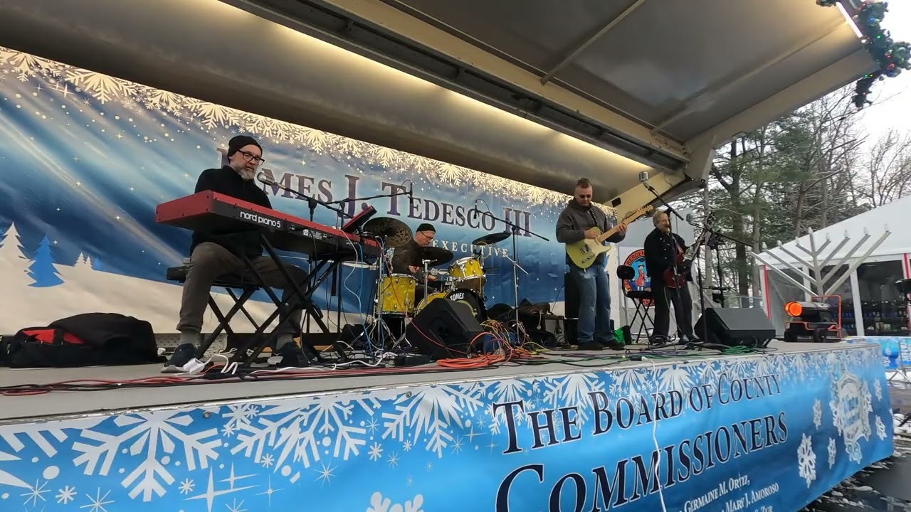 Rock This Town - The Mad Slap Tones (Live) | Stray Cats Classic at Winter Wonderland 12-28-25