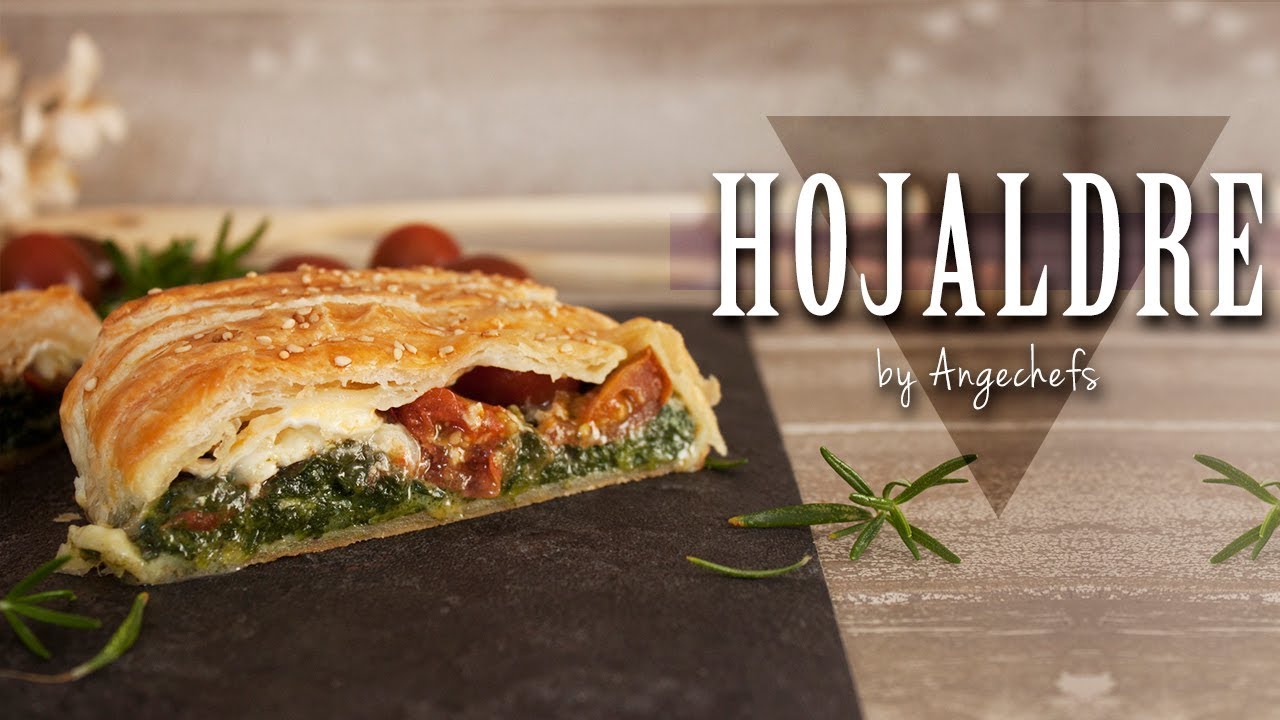Hojaldre relleno de Espinacas, Queso y Tomate · Receta Fácil y Rápida