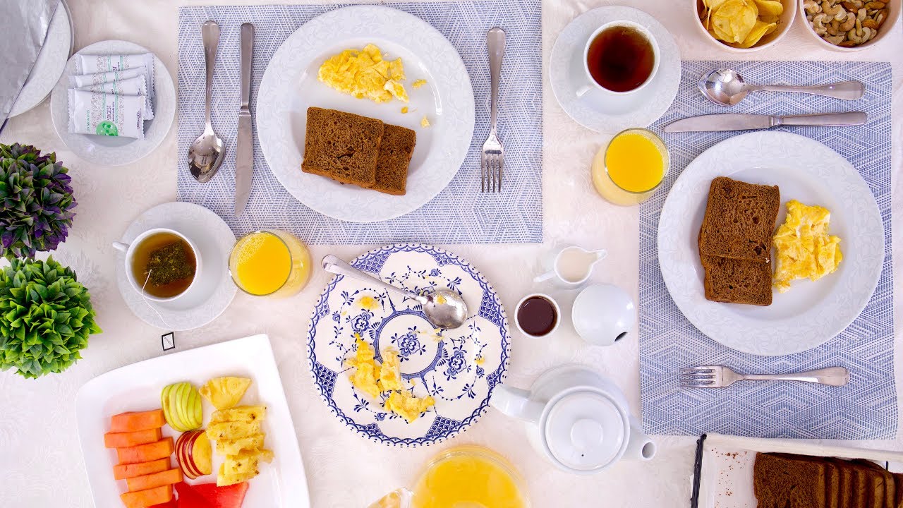 A SIMPLE BREAKFAST TABLE SET-UP FOR YOU & YOUR LOVER - VALENTINE'S DAY SPECIAL - ZEELICIOUS FOODS