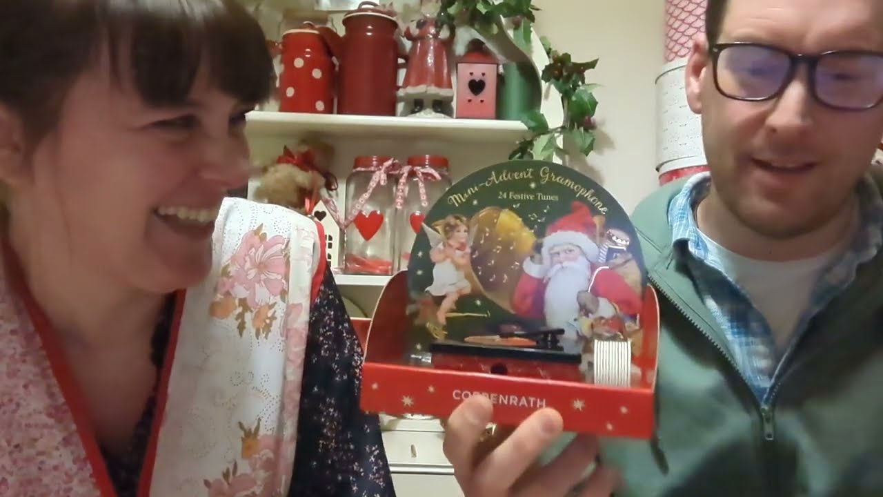 Vlogmas with Paula Day 3 - Waitrose Stollen