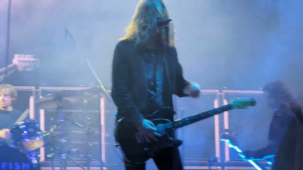 Catfish and the Bottlemen - Longshot (Live at Fairview Park, Dublin, Ireland) [16/06/2025]
