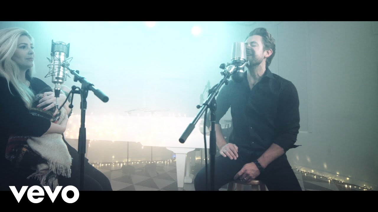 Brandon Lay - Tennessee Christmas (Official Performance Video)