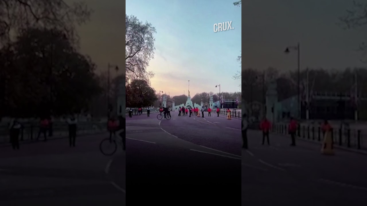 Watch | Controlled explosion outside Buckingham Palace ahead of King Charles' coronation
