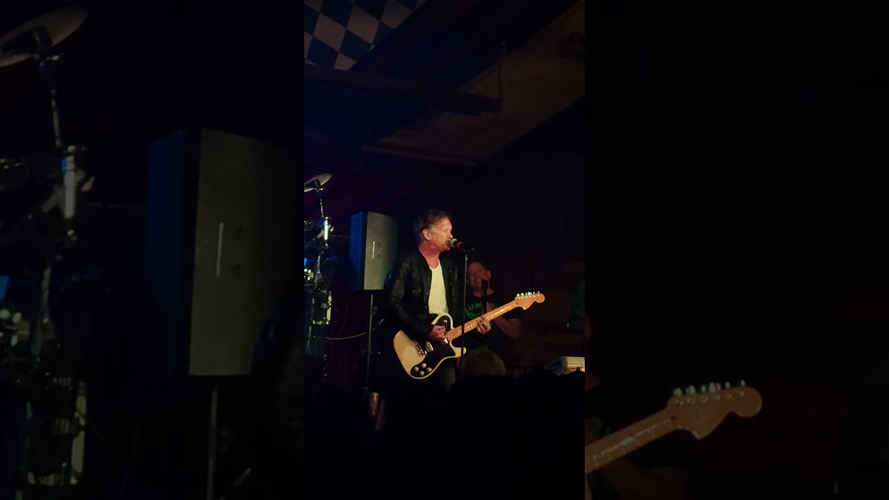 Trevor from The Escape Club with The Reflexx - Shake For The Sheik in 2023