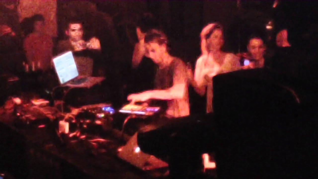 Richie Hawtin [-] @ | Klub LOFT! | Bratislava 26.08.2011(Cut 3)