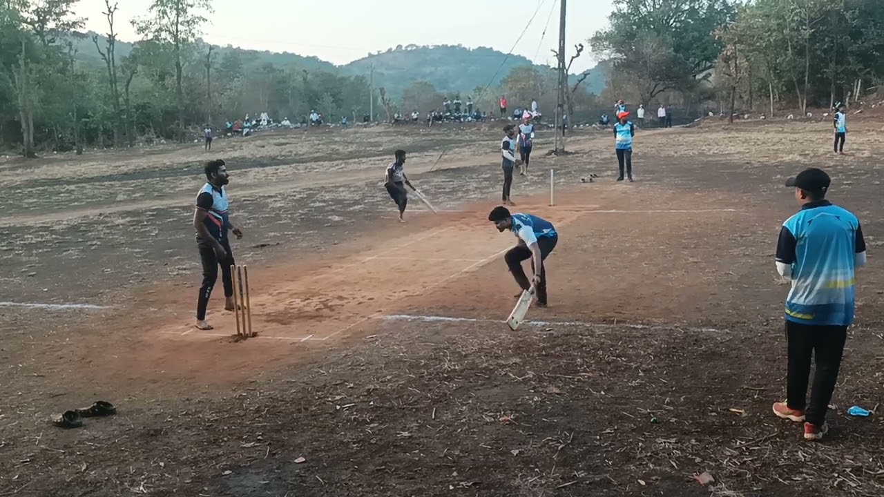 2024 असुर्डे देसाई क्रिडांगनावरती झालेला फायनलचा  सामना ( दुर्वा इलेव्हन आरवली VS जय गणेश डेरवण )