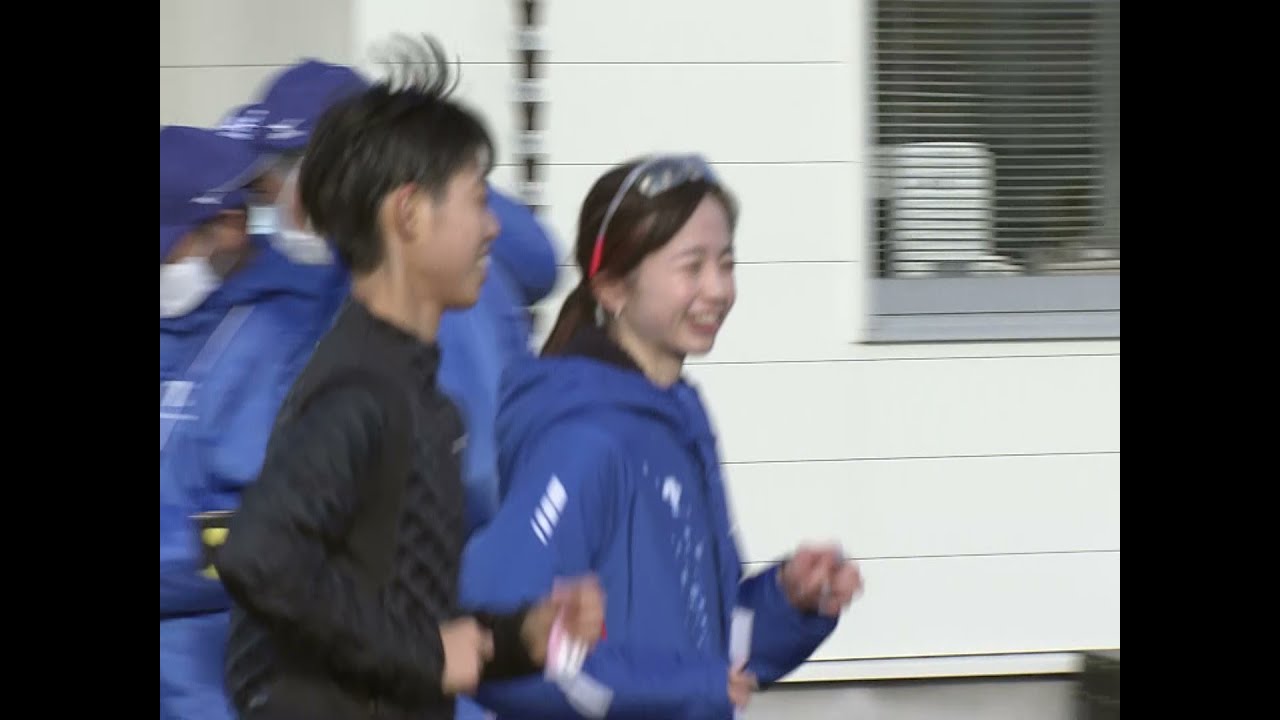 佐藤早也伽＆廣中璃梨佳の仲良しダウンジョグ #Shorts
