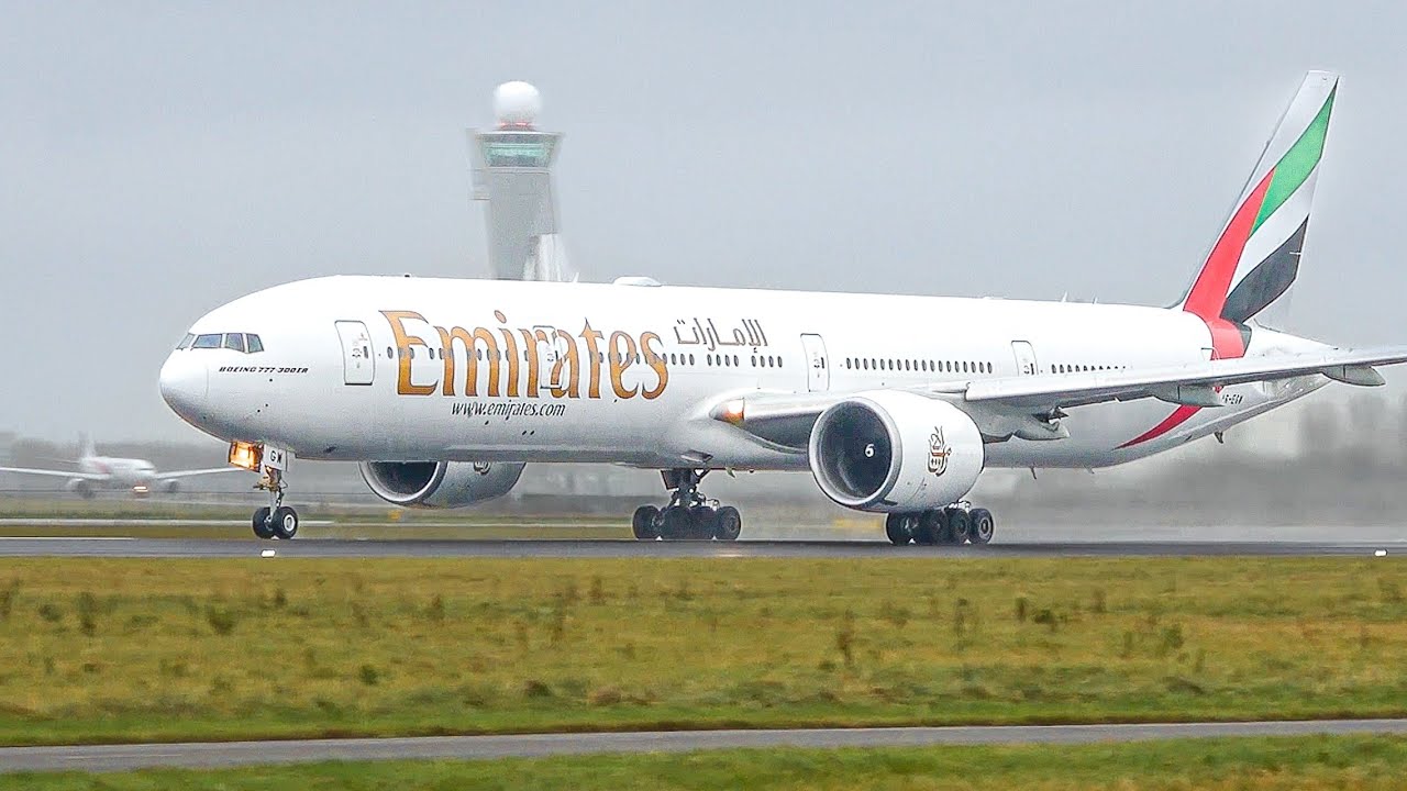 (4K) 6x Beautiful Emirates 777-300ER Landing and Take-off - Schiphol Amsterdam Plane Spotting